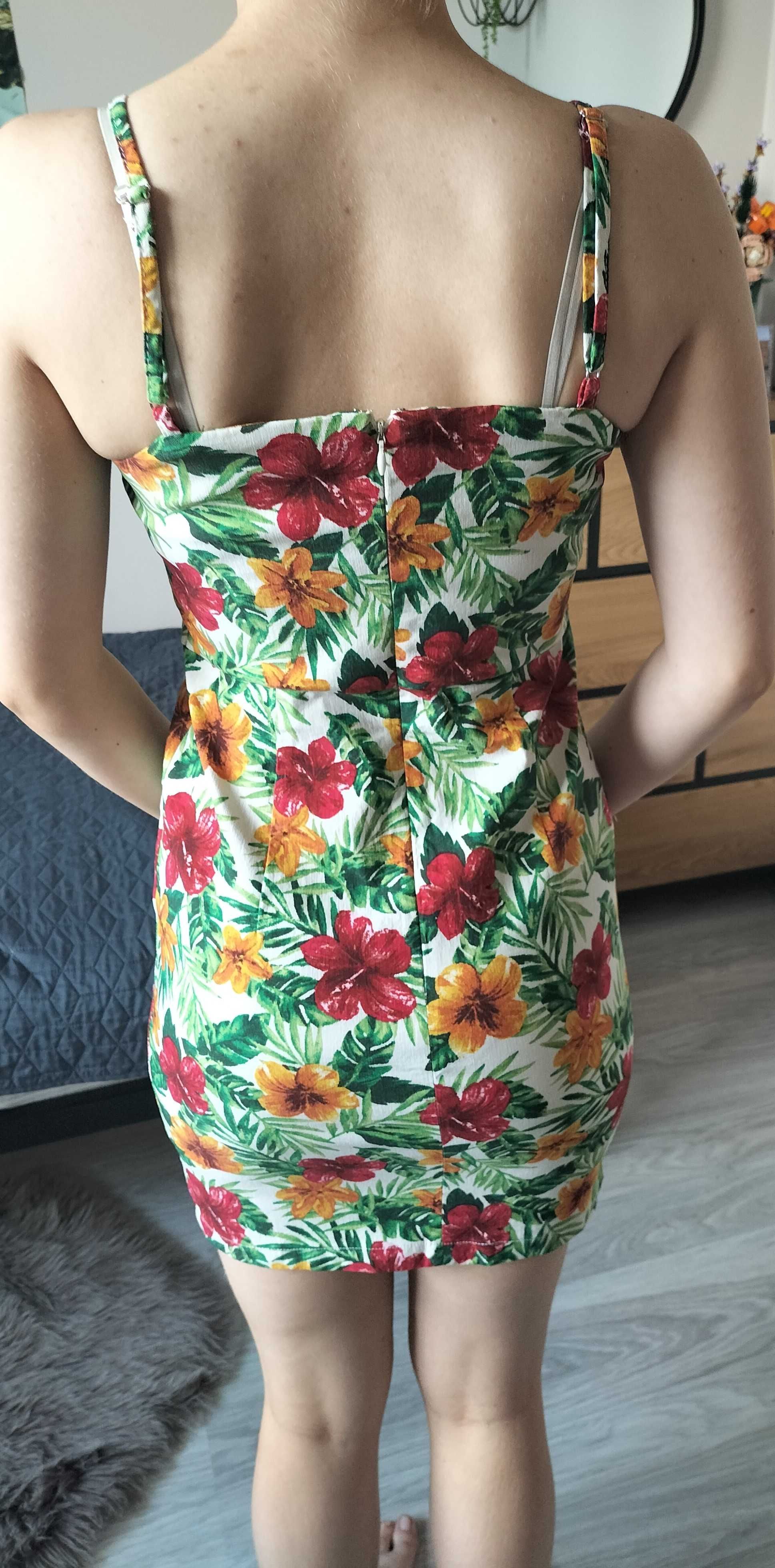 Sukienka mini Forever 21  rozm.S - na zamek w kwiaty