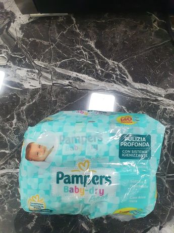 Pampers  салфетки