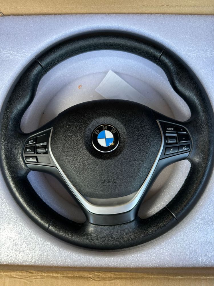 Продам руль от BMW F30