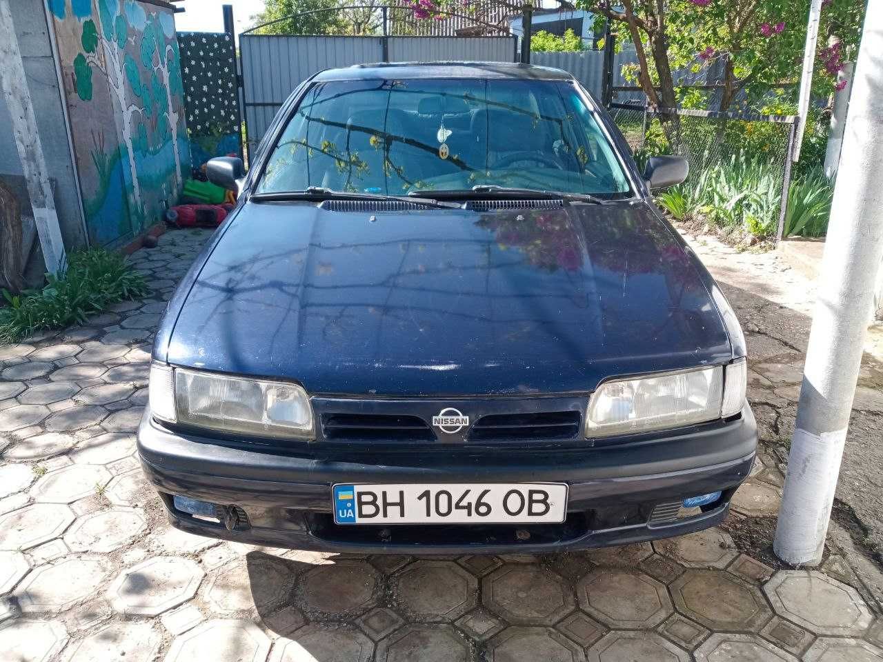 Nissan Primera P10 1990 рік