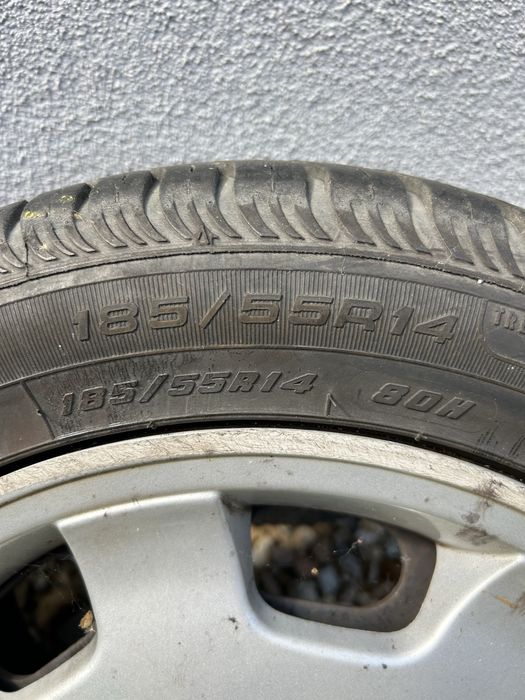 Komplet kół R14 dla VW Polo z oponami całorocznymi Fulda