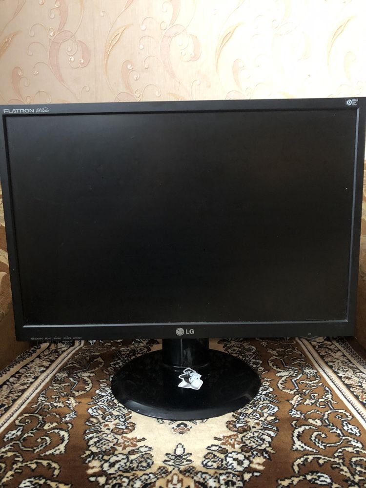 Б/у Монітор LG Flatron L226WTQ-BF