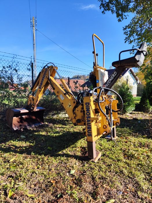 Sprzedam ramię kopiące do traktora, 2 łyżki do kopania, prezesów ,