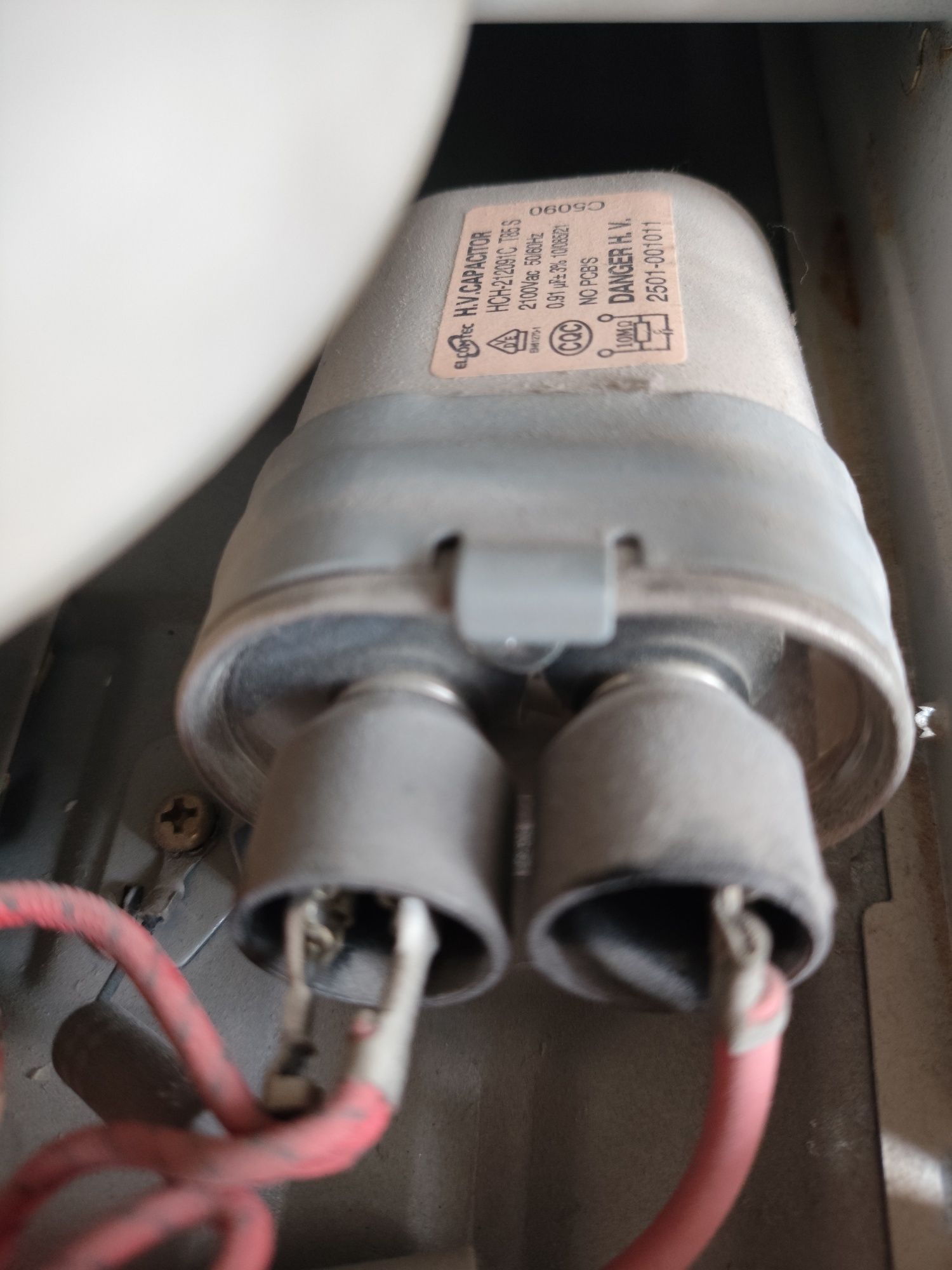 Kondensator elcomtec HCH-212091C T85S mikrofala