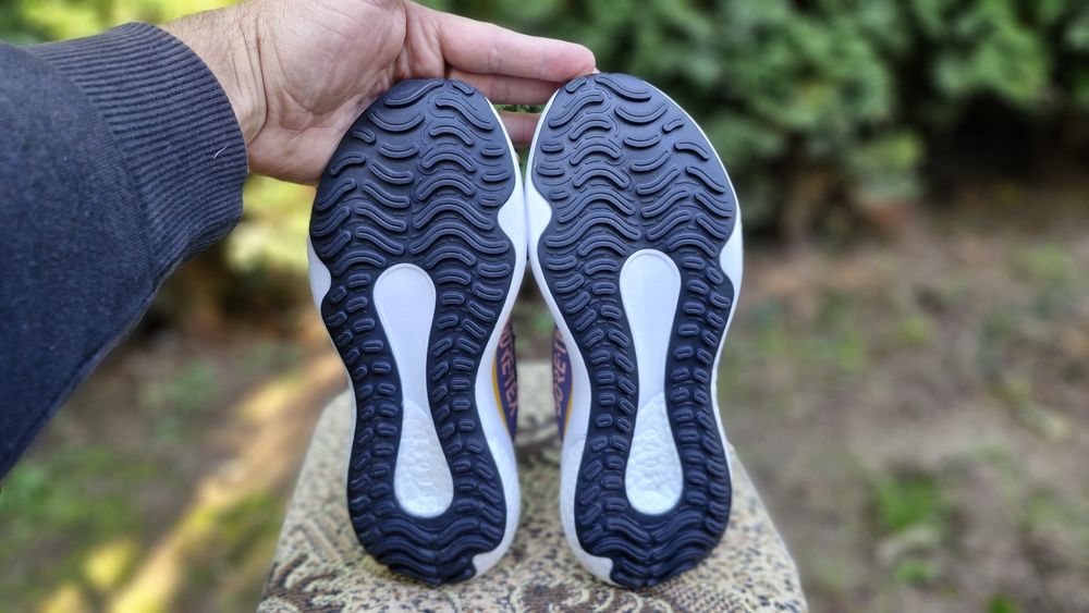 Жіночі бігові кросівки Adidas Supernova 3 Gore-Tex.Розмір 38.