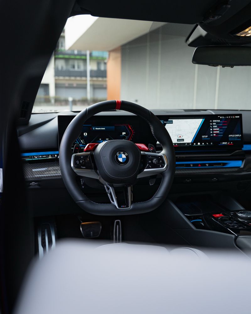 BMW M5 2025 G90 - wynajem , wypozyczalnia samochodow , auta premium