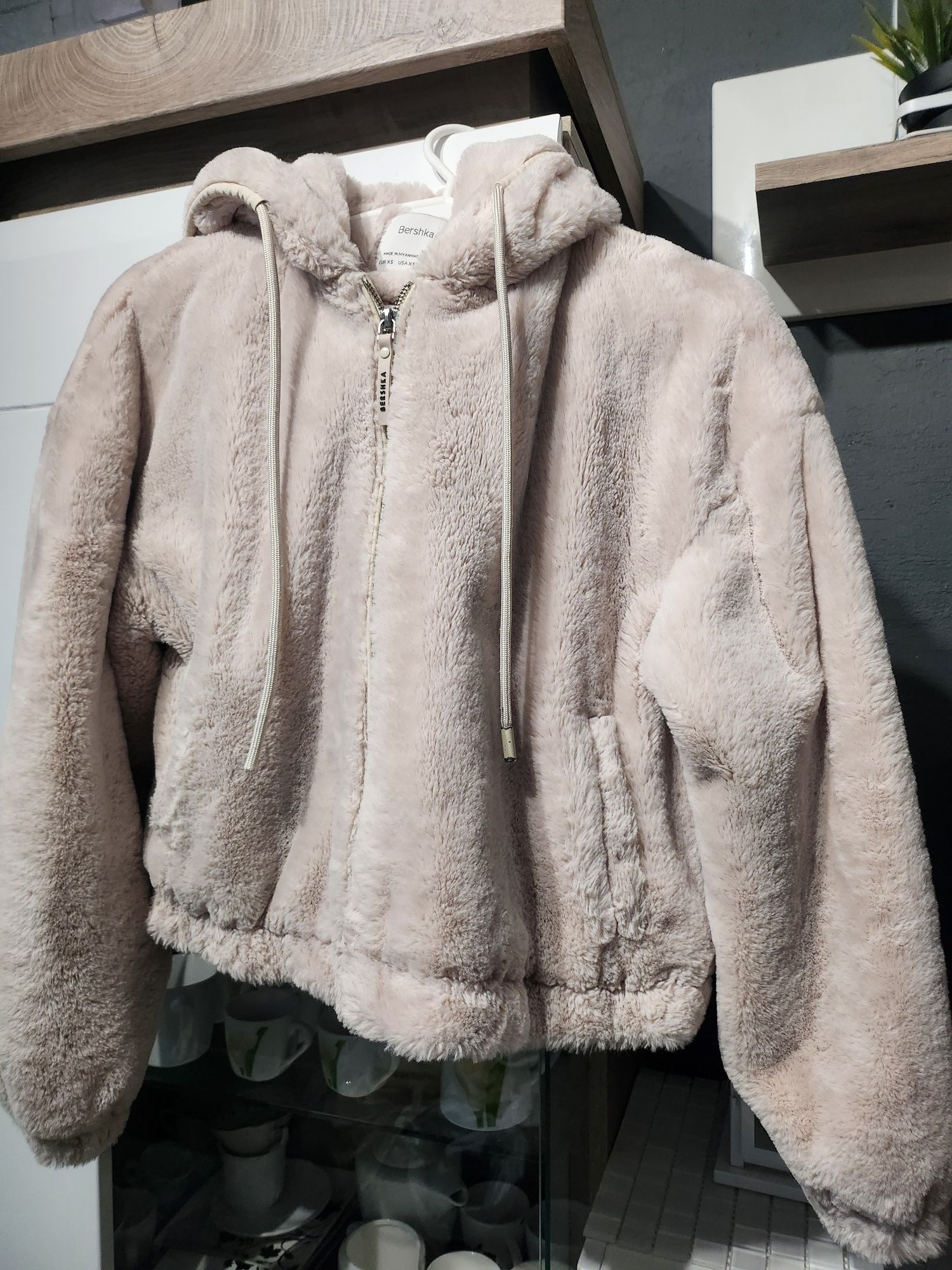 Kożuszek kurtka Bershka Tanio