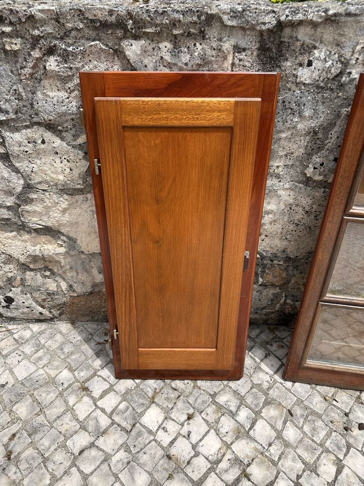 Janelas e Portas em Madeira de Mussivi/Mussibu