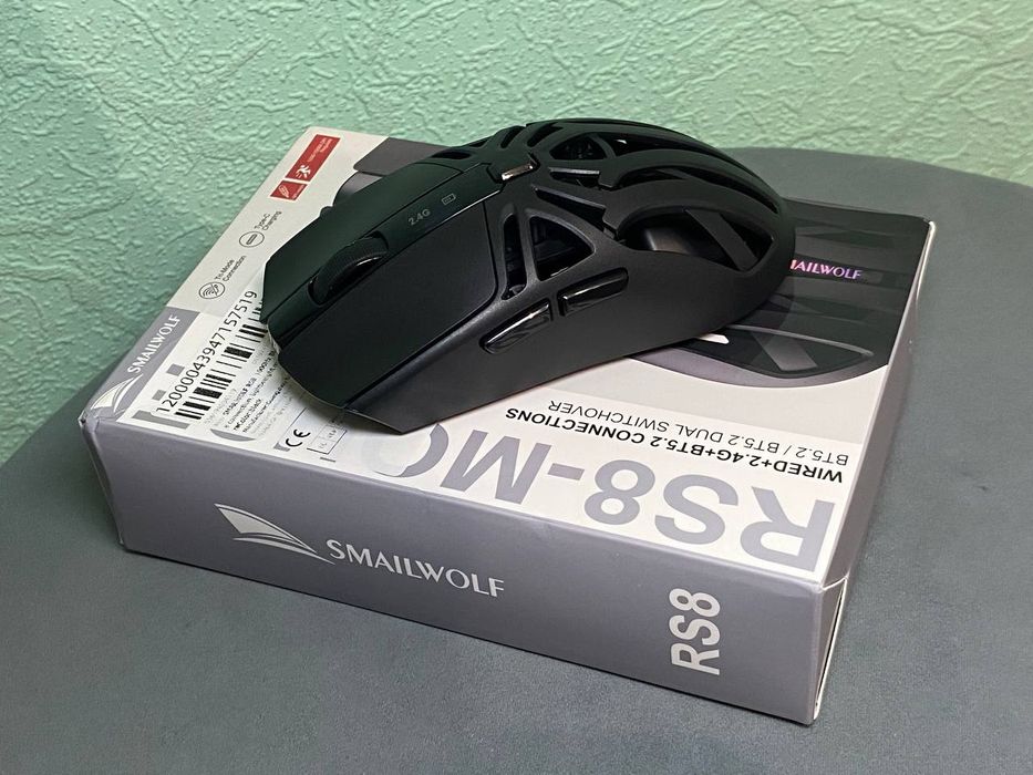 Беспроводная игровая мышь RS8. USB+Bluetooth 10000dpi 75g