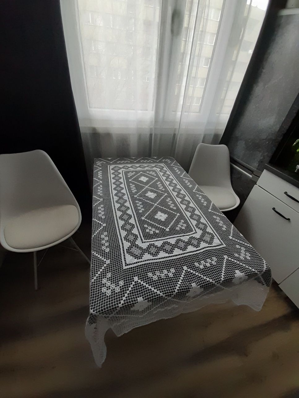 Obrus na prostokątny stół, rękodzieło koronka kołkowa 180x130 cm