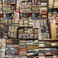 Тисячі книг шукають свого читача