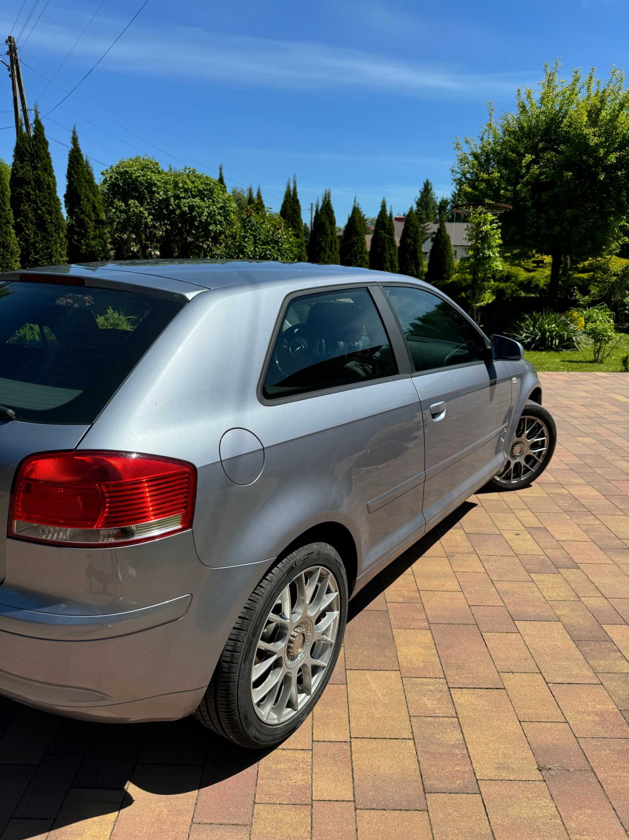 AUDI A3 8P 1.6 MPI 102 konie (zadbane, klimatyzacja)