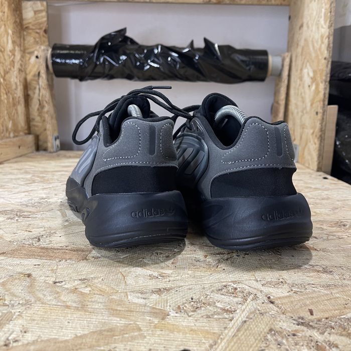Чоловічі кросівки Adidas Ozelia grey