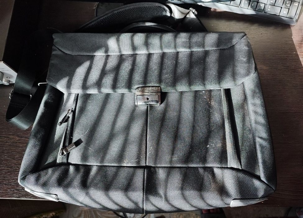 Сумка для ноутбука документов новая