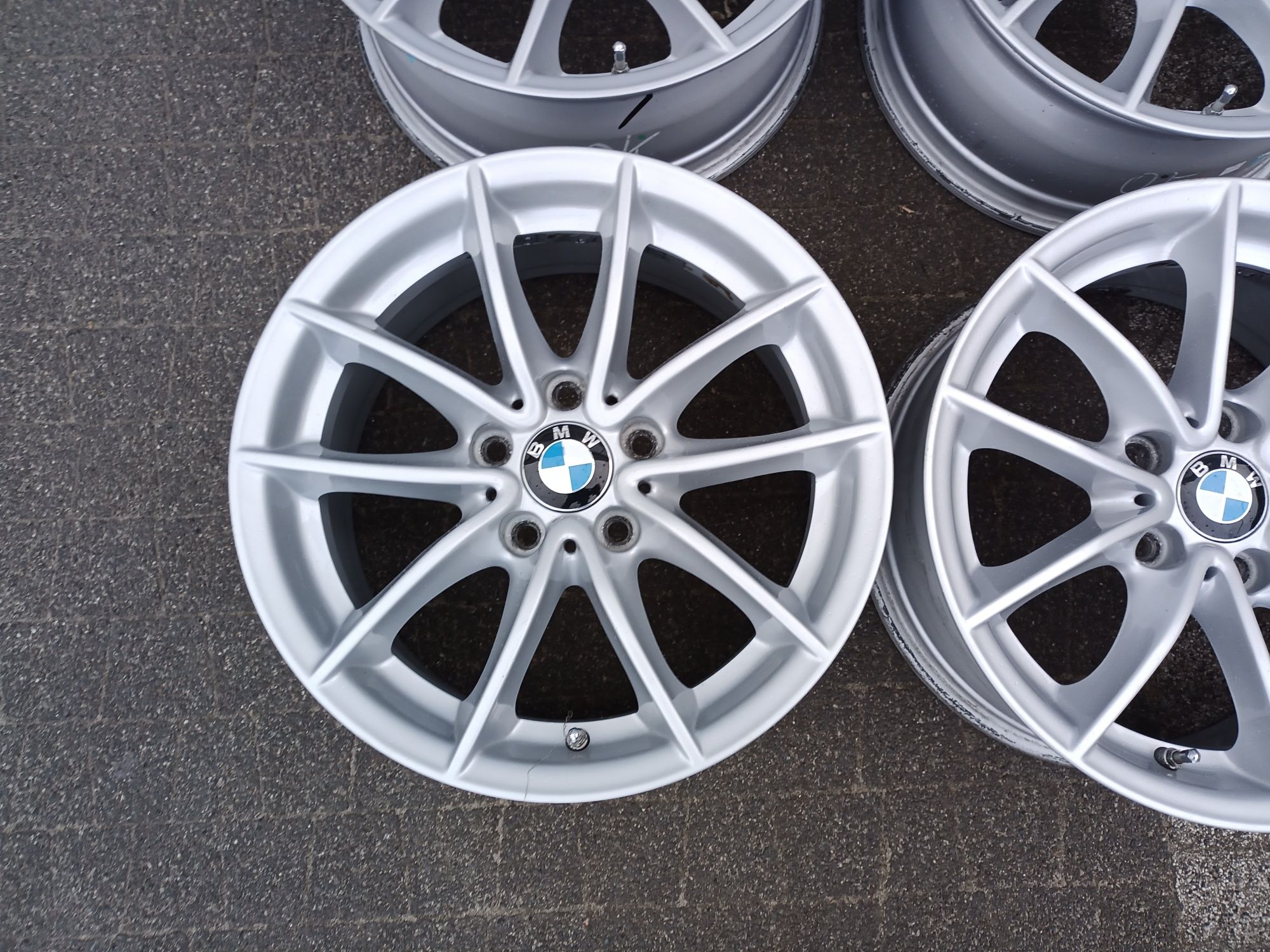 BMW 17" Serii X3 F25 3 F30 F31 Serii 5 F10 X5 X4 F26 Opel Insignia