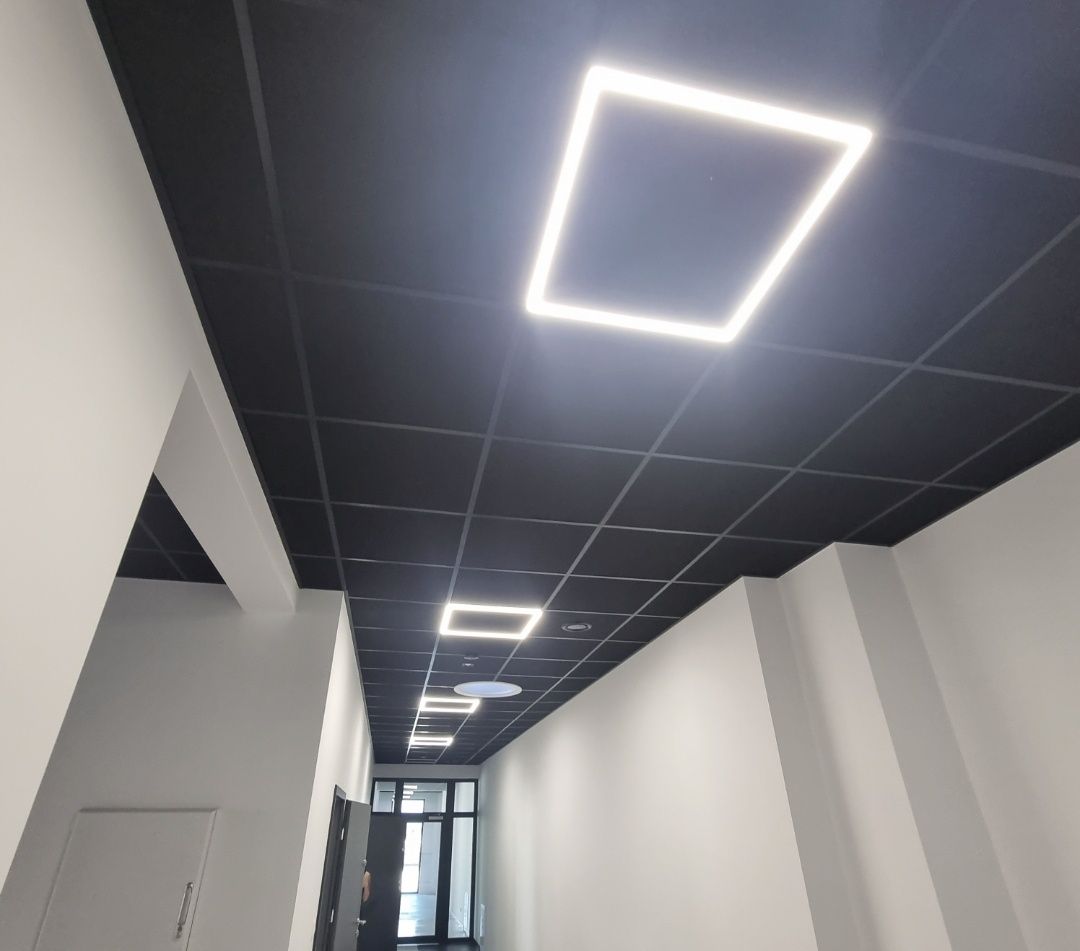 Montaż sufitów podwieszanych, sufitów systemowych