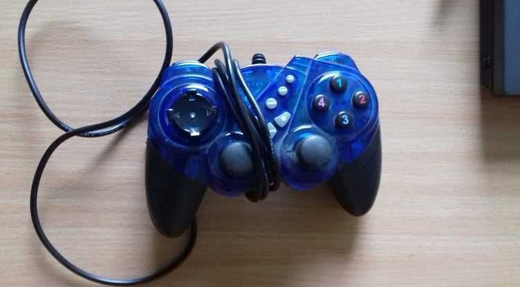 Joystick, pad na komputer