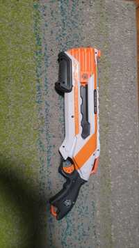 Nerf roughcut 2x4