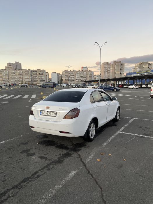 Geely Emgrand EC7 2012