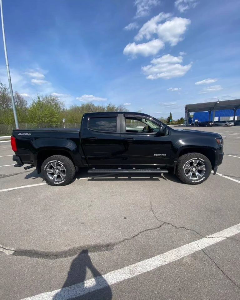 Продам Chevrolet Colorado