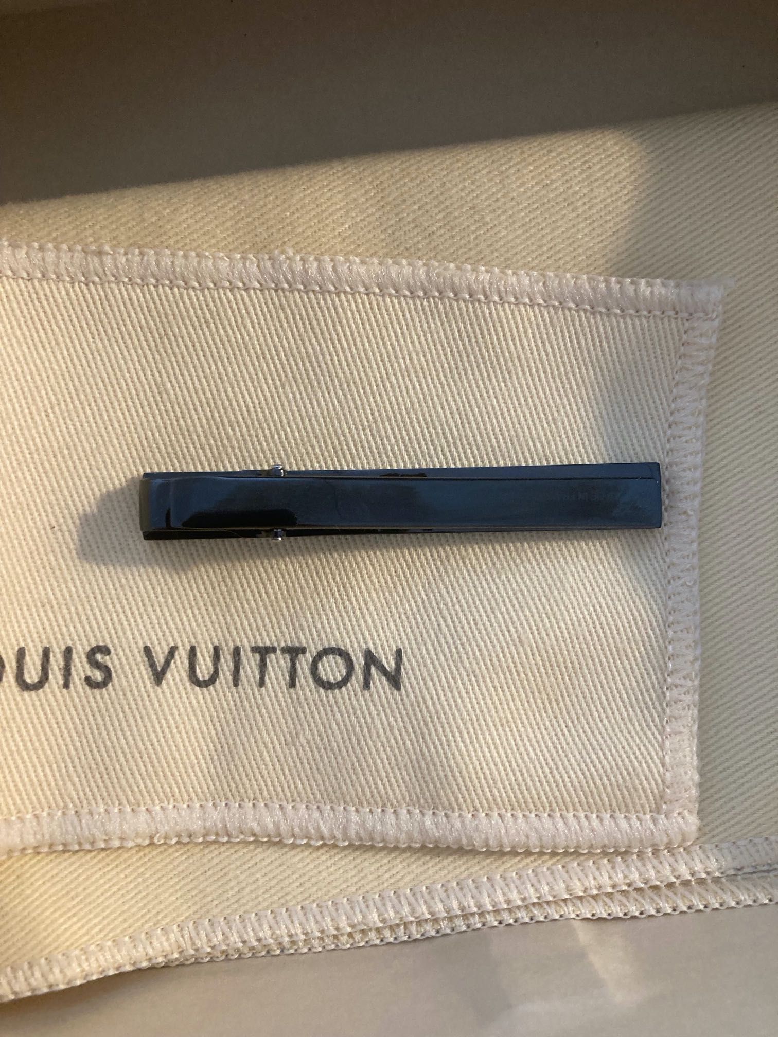Louis Vuitton Alfinete Gravata