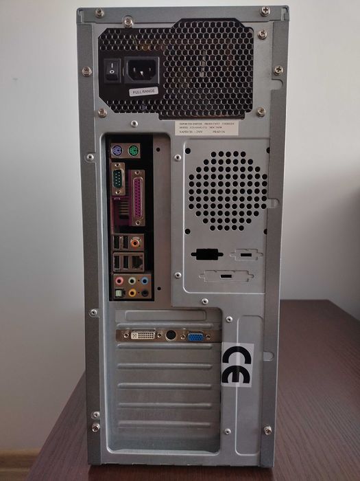 Komputer Intel P4 2,40 GB, Radeon 8500