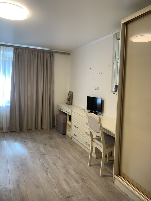 Продаётся 2х ком. киевского проекта 1 этаж пр.Мира