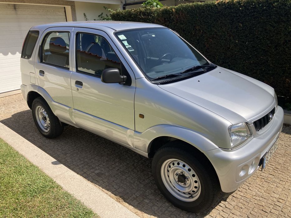Daihatsu Terios 4x4 em excelente estado de conservação.