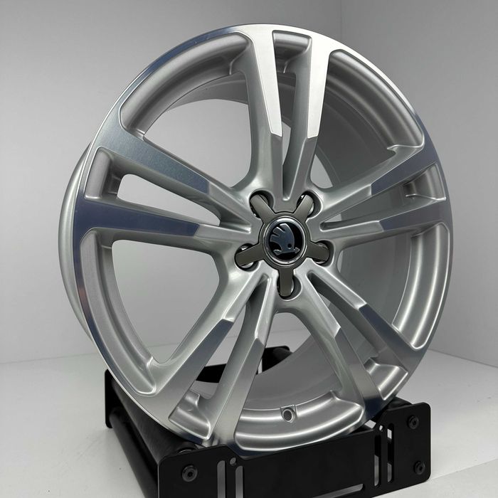NOWE ORYGINALNE Felgi 18" Skoda Octavia Superb Karoq Kodiaq Yeti