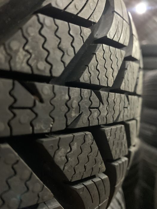 Комплект шин 215/65 16 Nexen Nblue 4seasons