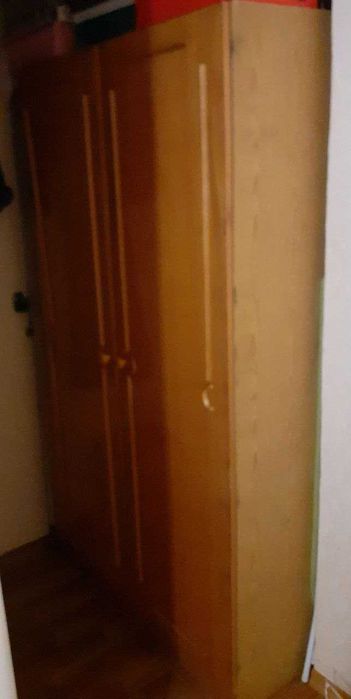 Шкаф для одежды светлый