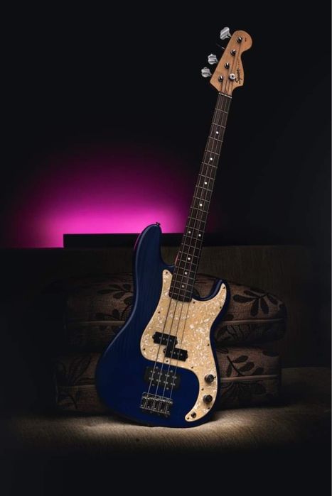 Gitara basowa squire by fender p-bass