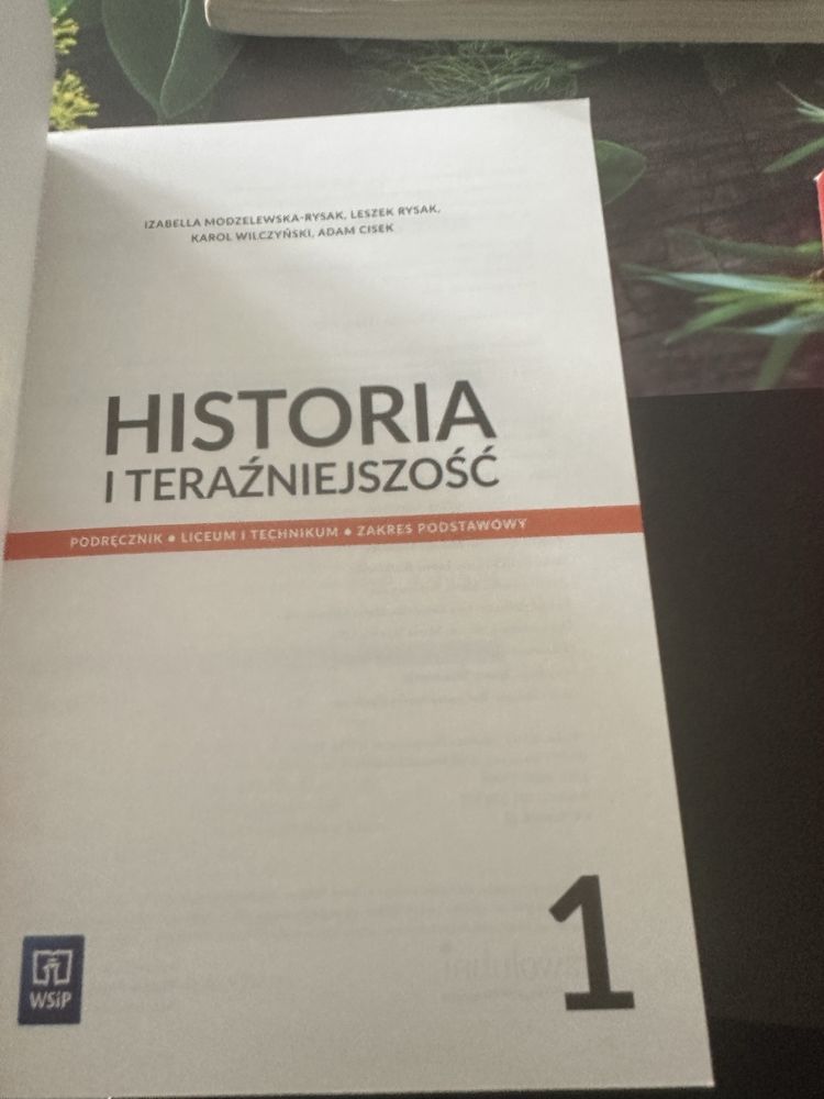 Historia i terazniejszość 1 liceum technikum