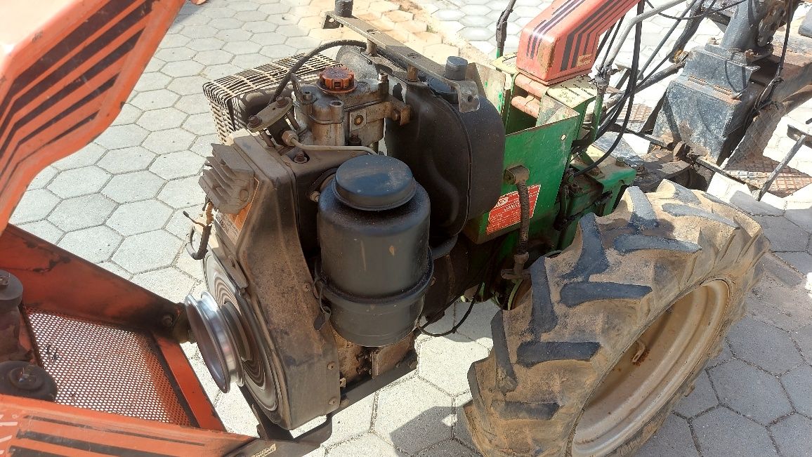 Vende-se Moto cultivadora a gasóleo