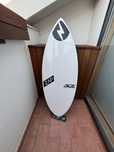 Prancha Skimboard ZAP e traction pad