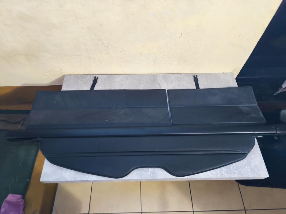 Roleta bagażnika mazda 5