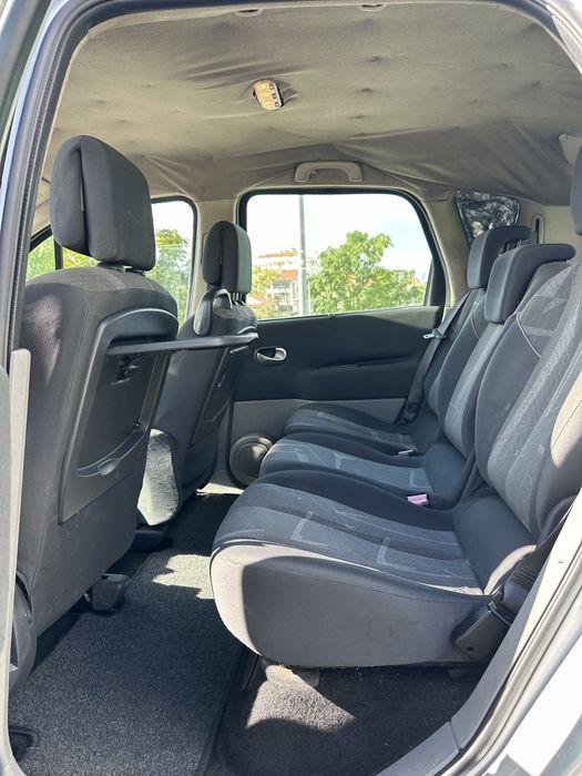 Renault Scenic 1.5 dci 110 CV