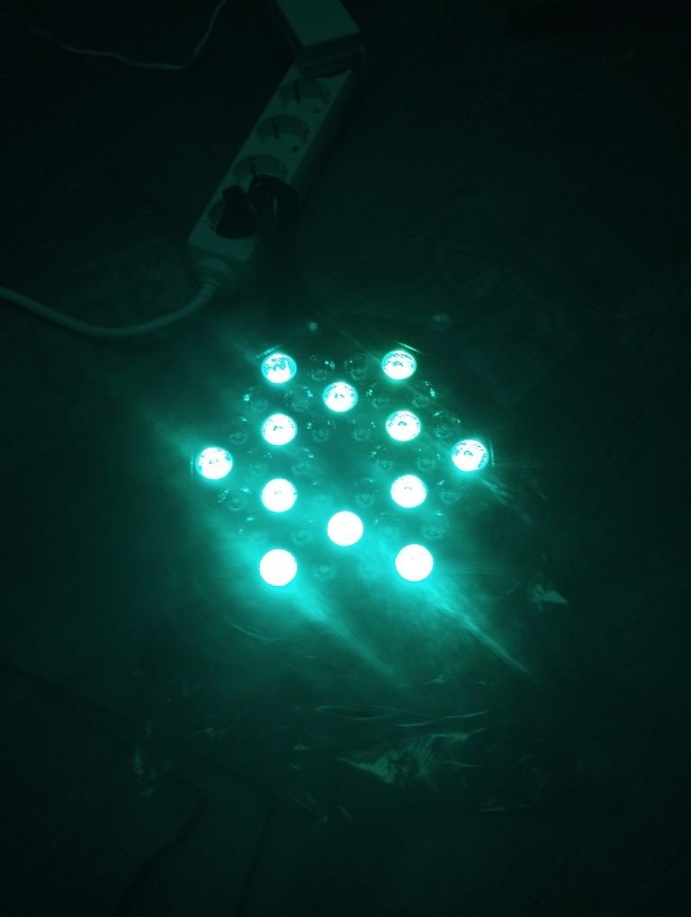 Lampy dyskotekowe LED oświetlenie sceniczne