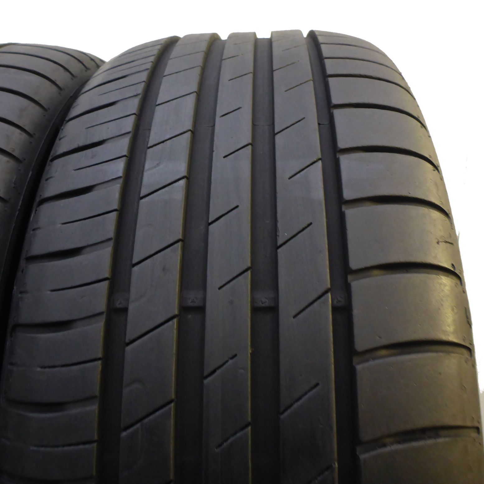 225/45/18 Goodyear 225/45R18 95W XL EfficientGrip Lato 2015 7-7,2mm