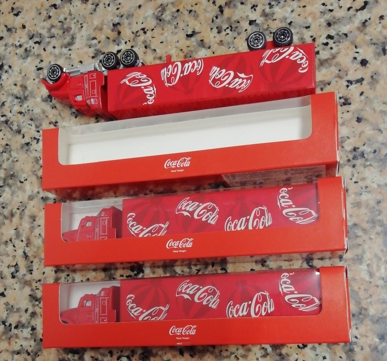 3 Camiões de Brincar Coca Cola!!