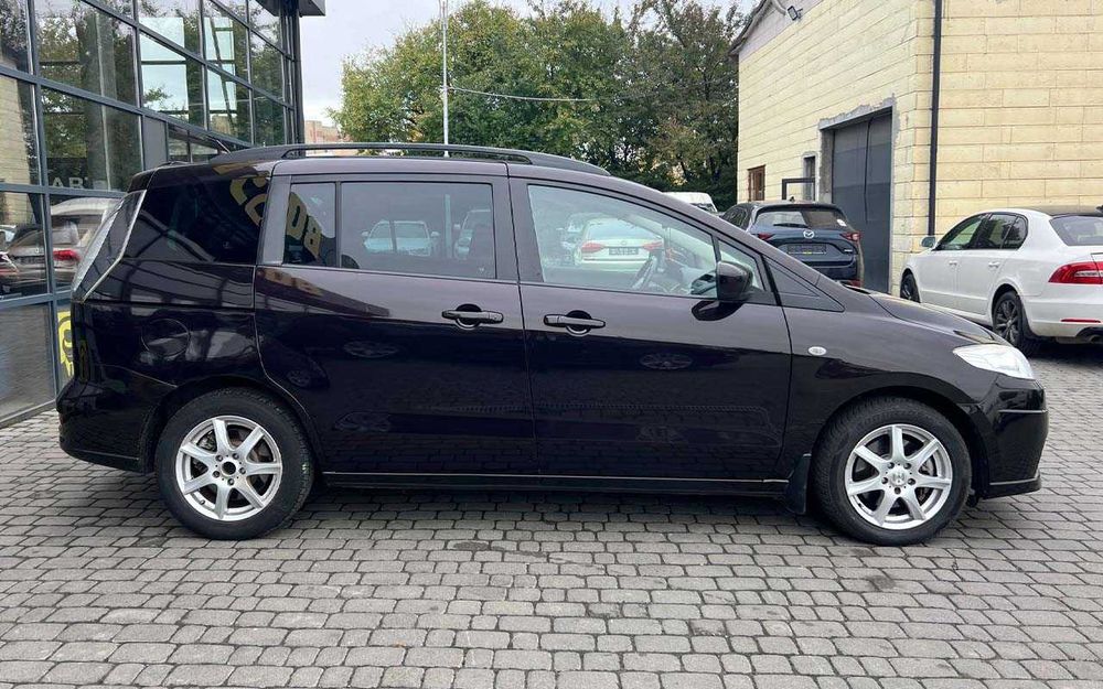 Mazda 5 2010 року
