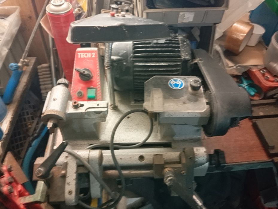 Máquinas de fazer chaves tech2