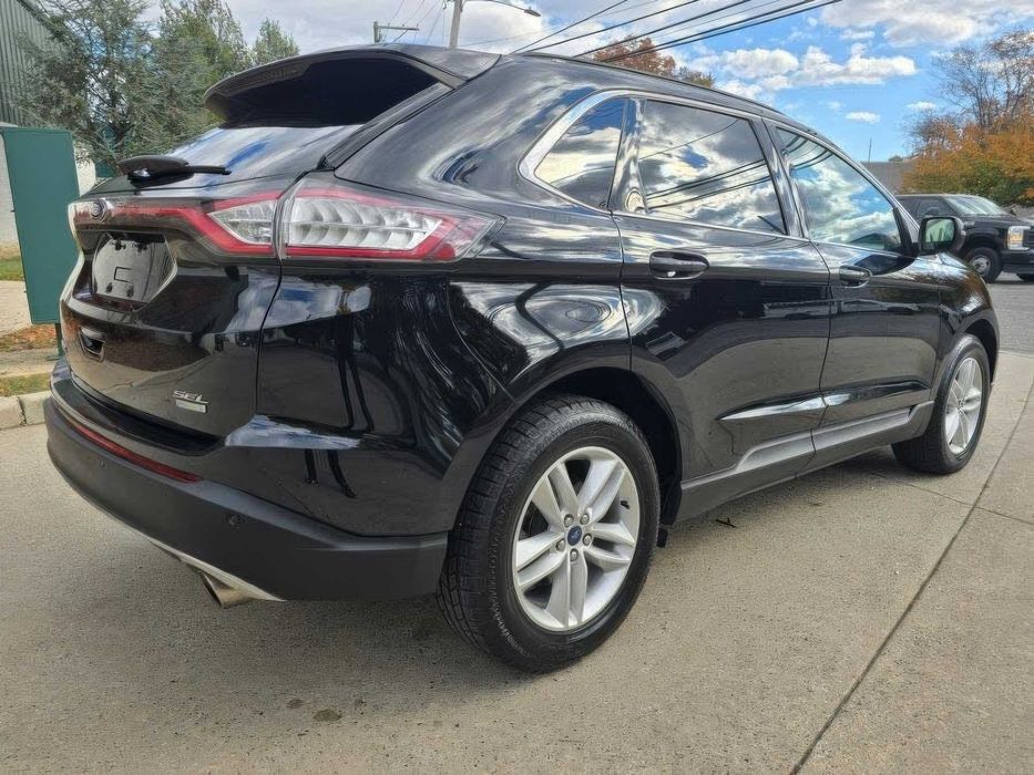 Ford Edge SEL      2017