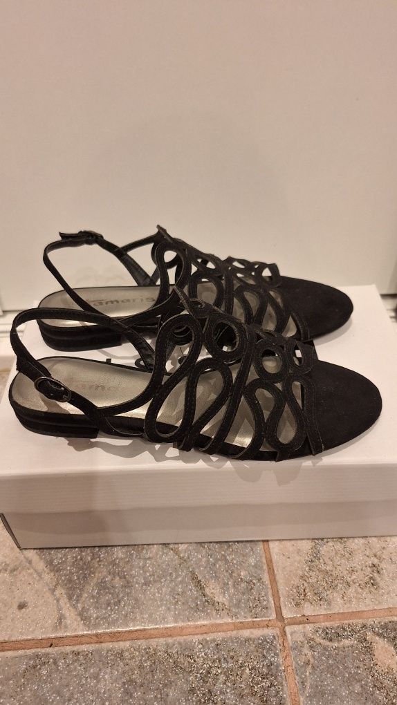 Czarne sandałki Tamaris buty na lato