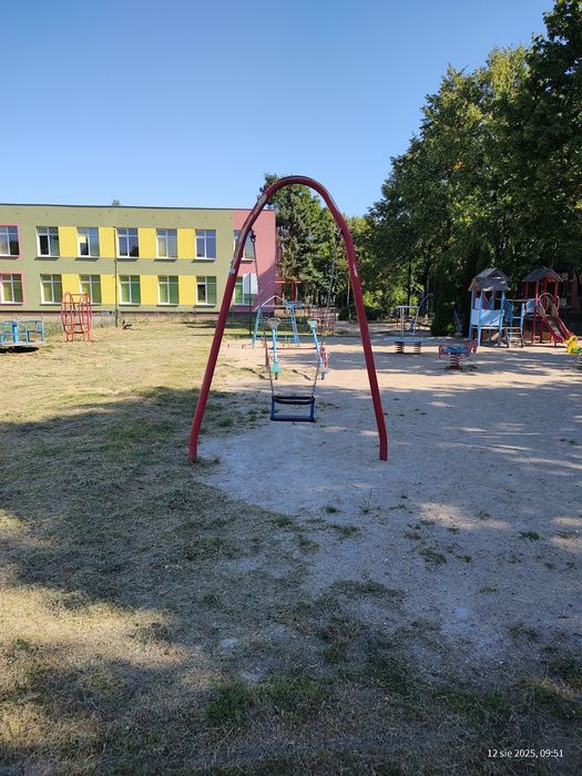 Huśtawka,karuzela,domek,przeplotnia na plac zabaw