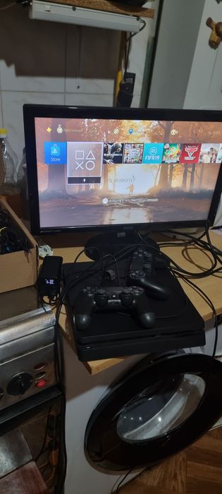 Playstation 4 Slim 500 Gb + Монитор