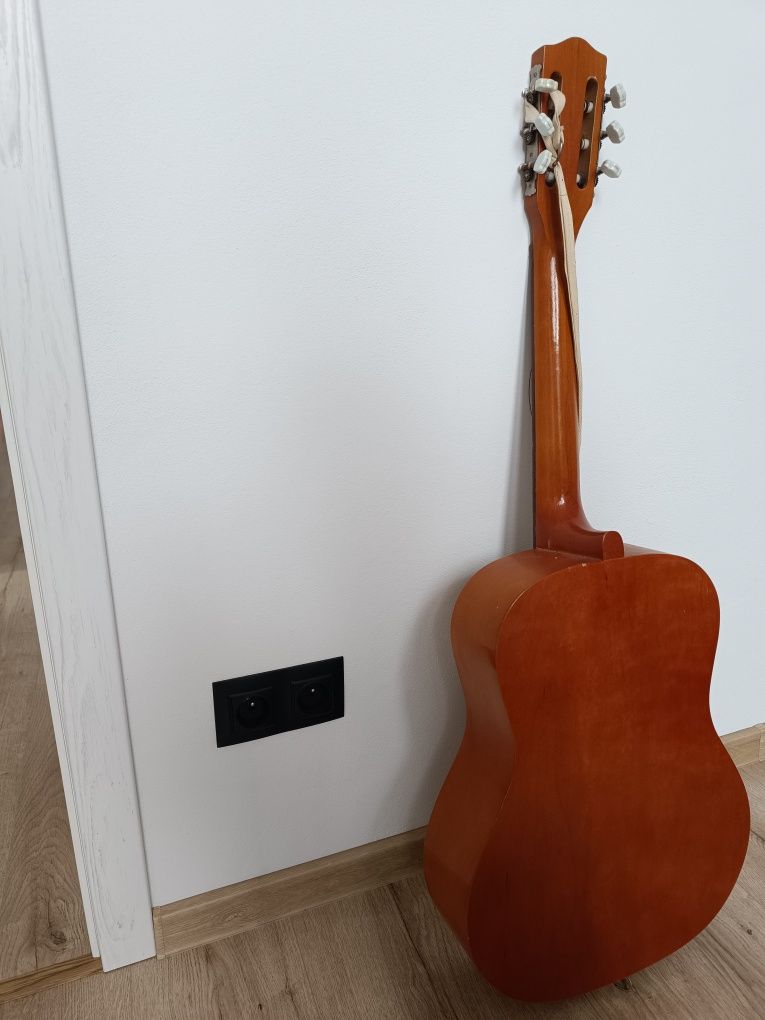 Gitara z PRL z oryginalnym dokumentem zakupu