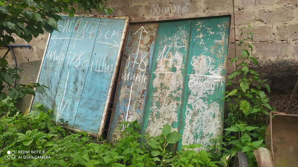 Ворота распашные заводского изготовления времен СССР