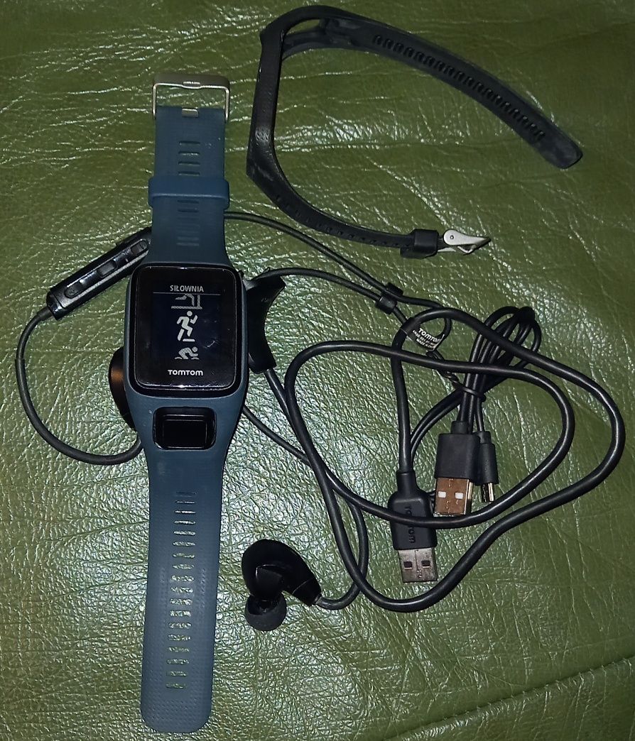 Smartwatch, zegarek GPS, tom tom spark Cardio + music