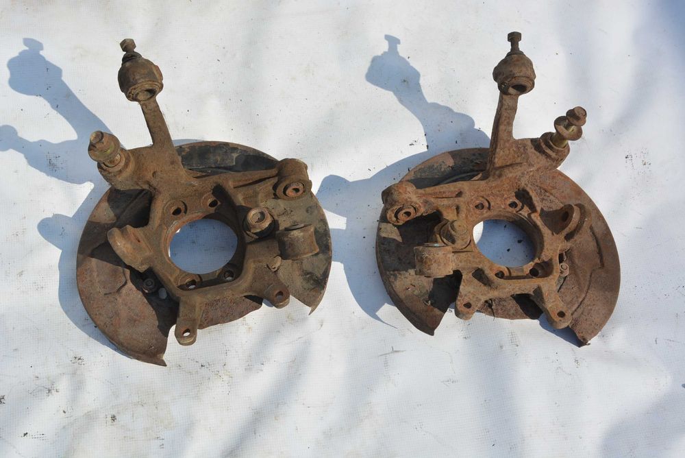 Nissan Skyline R33 GTST C34 Stagea RSfour S14 S15 200SX zwrotnica tył